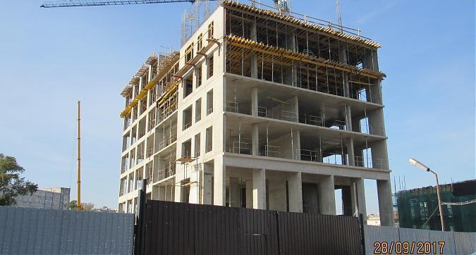 ЖК Резиденции архитекторов - вид с Рубцовской набережной на строительство 12-го корпуса, фото 1 Квартирный контроль