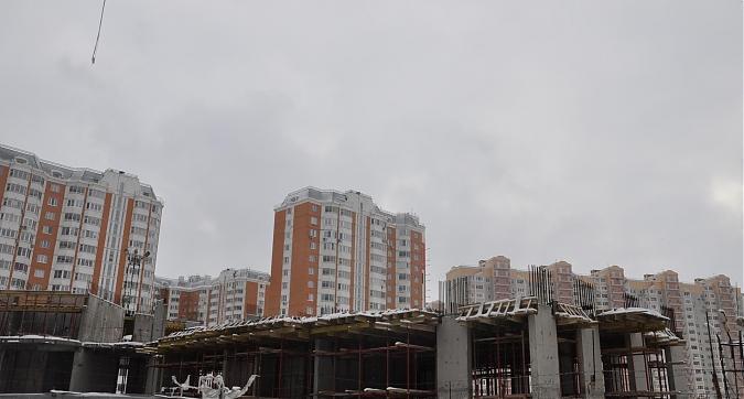 ЖК Березовая роща, 4-й корпус, вид с улицы Звидная, фото 3 Квартирный контроль