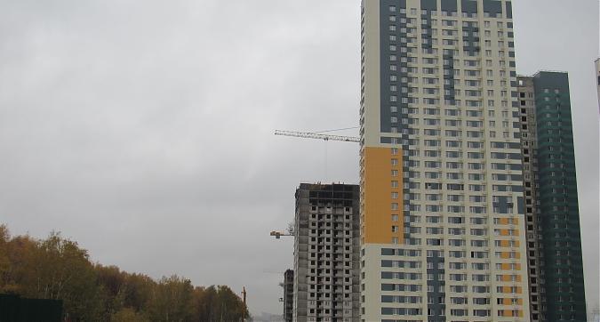 ЖК Спутник (Комплекс апартаментов Спутник), корпуса 7, 5, вид с Мякининского шоссе, фото - 7 Квартирный контроль