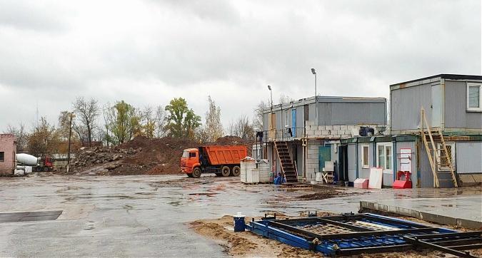 ЖК Ильменский 17, начало строительства, вид с Ильменского пр-да, фото 1 Квартирный контроль