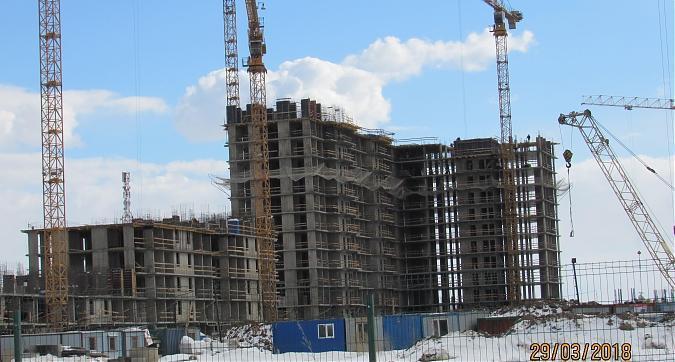 ЖК Пригород лесное, 2-й этап строительства - монолитные работы, вид с восточной стороны, фото 1 Квартирный контроль