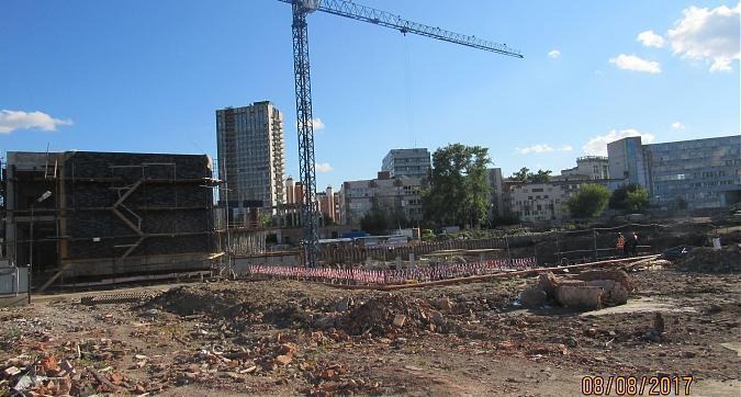ЖК Резиденции архитекторов - вид с Рубцовской набережной на строительство 10-го корпуса Квартирный контроль
