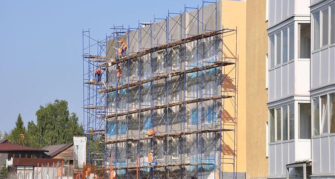 ЖК Томилино, 2-й корпус, ведутся фасадные работы, вид со строительной площадки Квартирный контроль