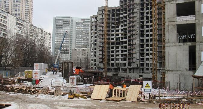 ЖК Квартал Триумфальный, монолитные и отделочные работы - вид со стороны Давыдковской улицы, фото 1 Квартирный контроль