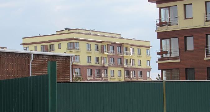 ЖК VNUKOVO TENNIS COUNTRY CLUB (SPORT VILLAGE), вид на комплекс с ул. Луговая, фото - 4 Квартирный контроль