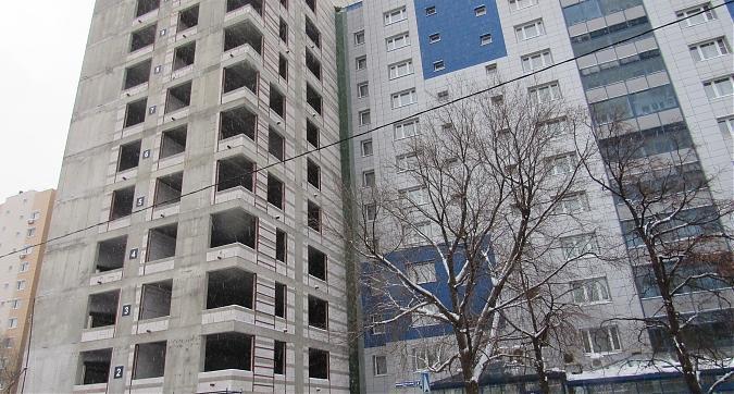Вид с Большой Спасской улицы на жилой комплекс Волга Квартирный контроль