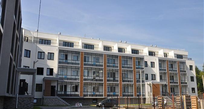 ЖК Петровский квартал, 1-й корпус, вид с улицы Почтовая, фото 4 Квартирный контроль
