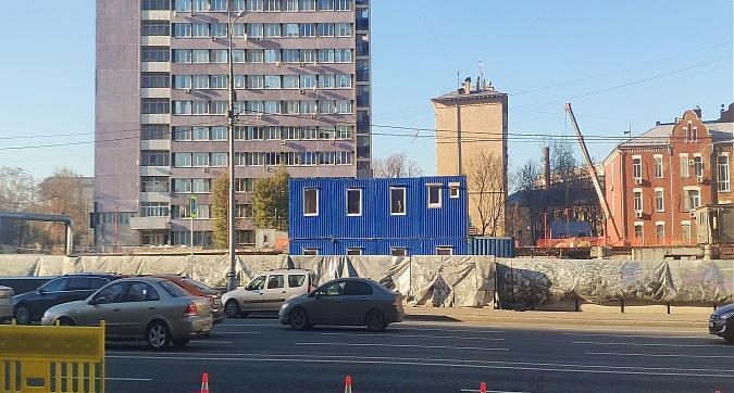 ЖК RED7, строительная площадка, вид с просп. академика Сахарова, фото 1 Квартирный контроль