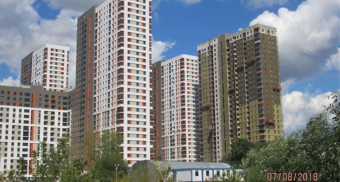 ЖК Оранж парк, 3 и 4 корпуса - вид с улицы Строителей, фото 5 Квартирный контроль