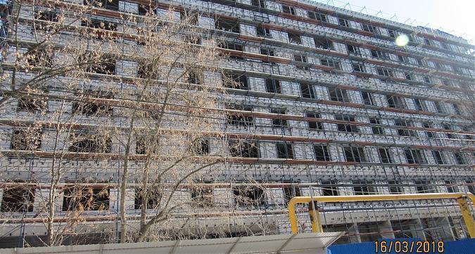 ЖК Центр-Сити (HeadLiner) - вид на 3-й корпус со Шмитовского проезда, фото 2 Квартирный контроль