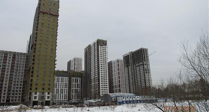 ЖК Оранж парк, 3-й и 4-й корпуса, вид с улицы Строителей, фото 2 Квартирный контроль