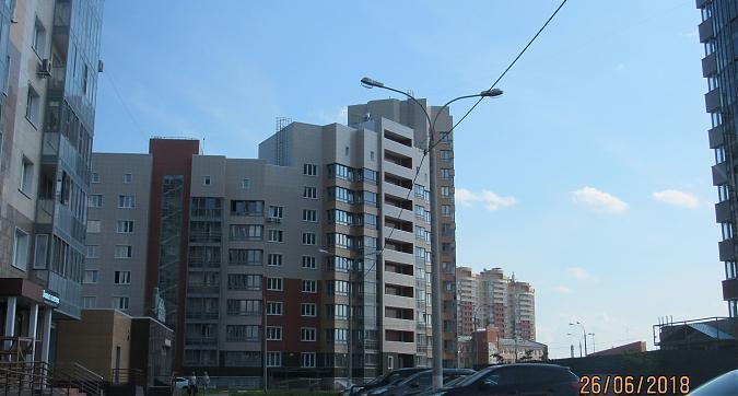 ЖК Бородино, 12-й корпус, отделочные работы - вид с улицы Циолковского, фото 1 Квартирный контроль