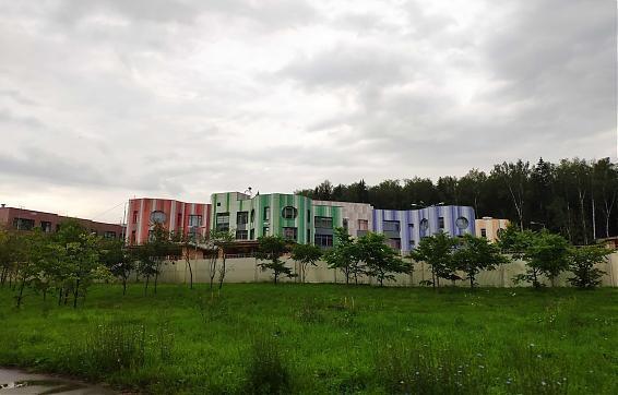 ЖК Зеленый бор, детский сад, вид с ул. Дмитрия Разумовского, фото 6 Квартирный контроль