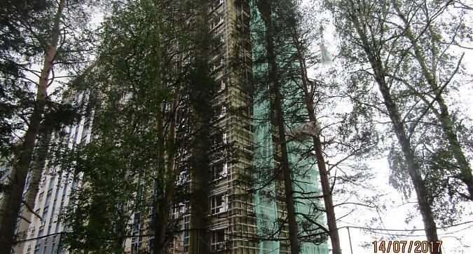 ЖК Мелодия леса - вид на строящийся корпус 8 с северной стороны Квартирный контроль