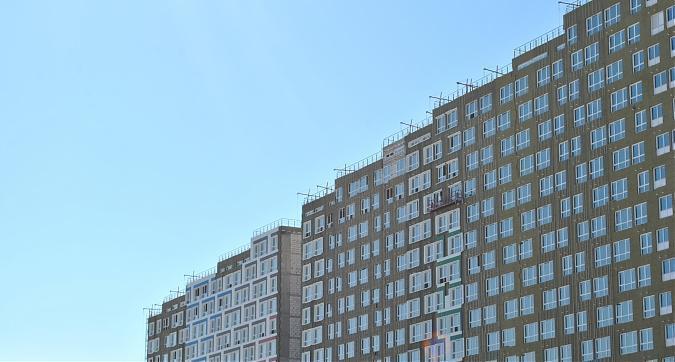 ЖК Парад Планет - вид  на комплекс со стороны улицы Академика Легостаева, фото 6 Квартирный контроль