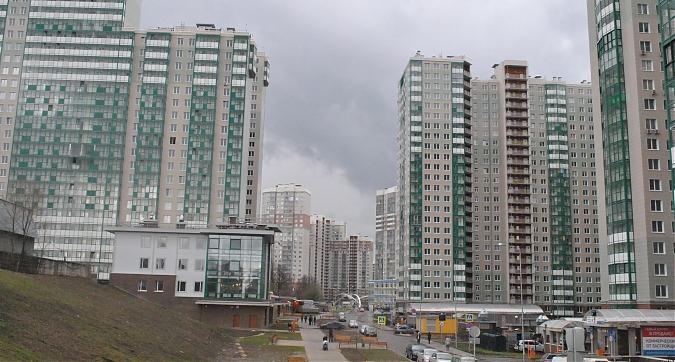 ЖК Изумрудные Холмы - вид на жилой комплекс с южной стороны Квартирный контроль