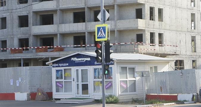 ЖК Полетград, офис продаж, вид с ул. Лацкова, фото 8 Квартирный контроль