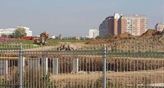 ЖК Stellar City (ЖК Стеллар Сити в Сколково), строительная площадка, вид со стороны Сколковского шоссе, фото - 7 Квартирный контроль