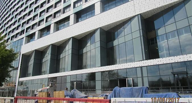 ЖК Лица,  фасадные работы - вид с улицы Авиаконструктора Сухого, фото 1 Квартирный контроль