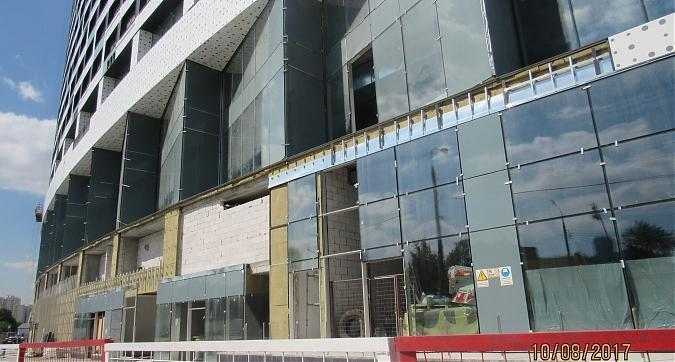 ЖК Лица,  фасадные работы - вид с улицы Авиаконструктора Сухого, фото 3 Квартирный контроль