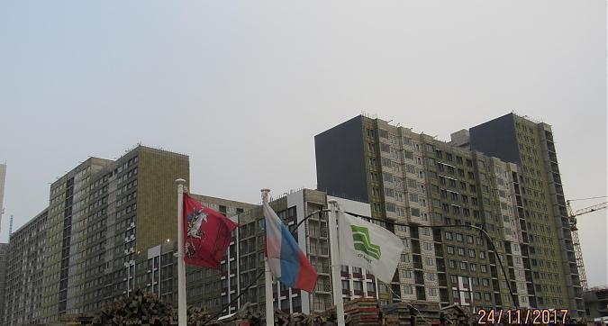 ЖК Город, фасадные работы - вид с улицы 800-летия Москвы на 3-й корпус, фото 4 Квартирный контроль