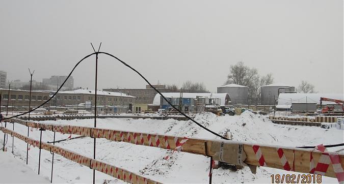 ЖК Грани - котлованные работы, вид с 1-го Грайвороновского проезда, фото 3 Квартирный контроль