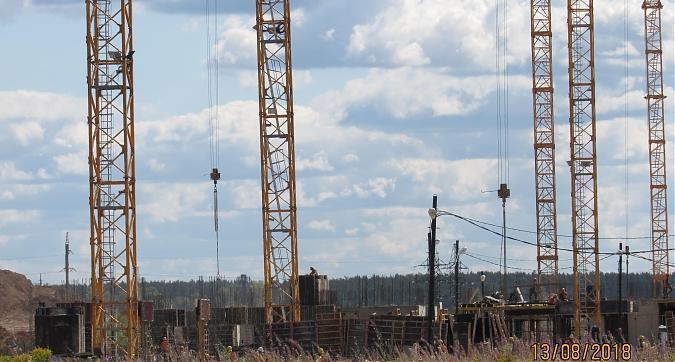 ЖК Остафьево, 1-й корпус, монолитные работы, вид со стороны Остафьевского шоссе, фото 4 Квартирный контроль