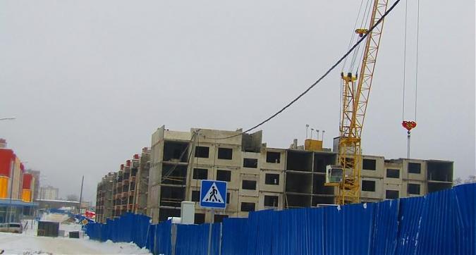 ЖК Нахабино Ясное - вид на построеныые корпуса 43 и 41 и строительную площадку со стороны Садовой улицы Квартирный контроль
