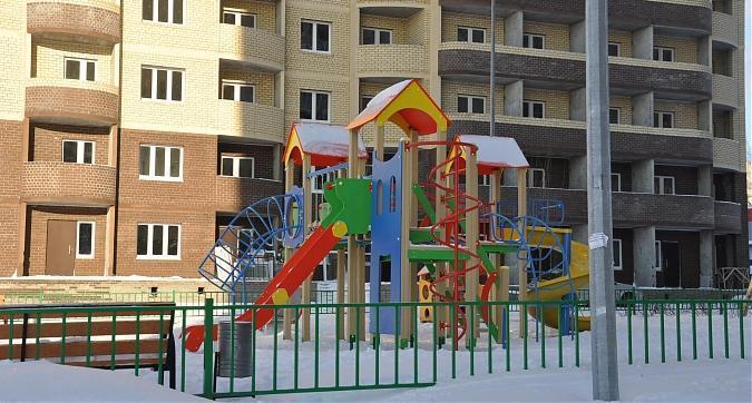 ЖК Москворецкий, детская площадка, вид с улицы Ломоносова, фото 2 Квартирный контроль
