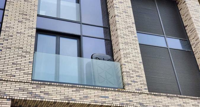 ЖК ЗилАрт - жители уже начали использовать панорамные балконы по прямому назначению Квартирный контроль