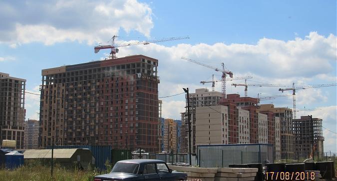 ЖК Пригород лесное, 2-й этап строительства - монолитные работы, вид с восточной стороны, фото 5 Квартирный контроль