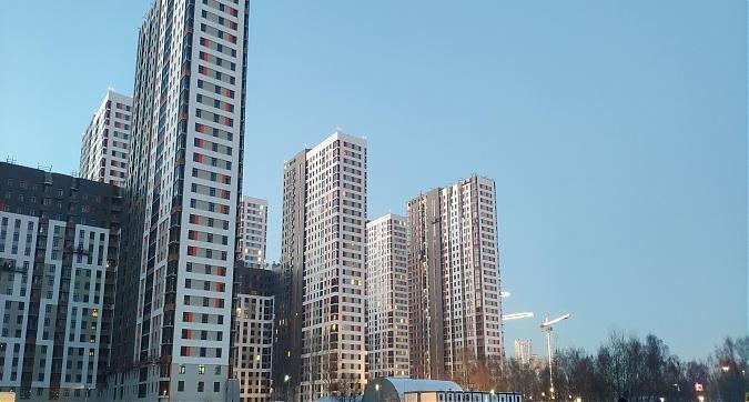 ЖК Оранж Парк, вид с улицы Строителей, фото 4 Квартирный контроль