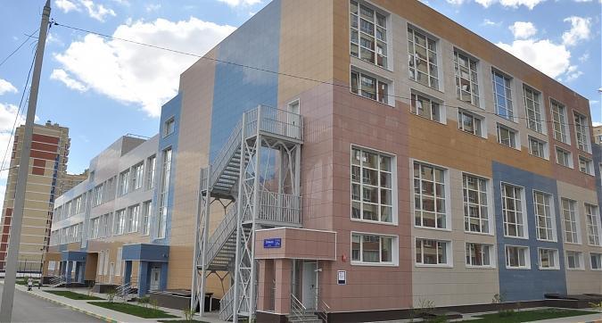 ЖК Европейский, школа вблизи жилого комплекса, фото 2 Квартирный контроль