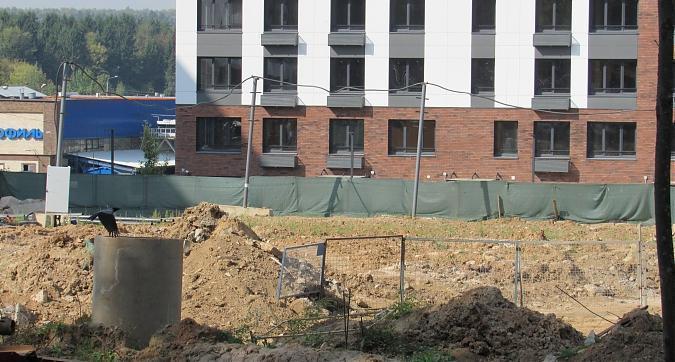ЖК Гринада (ЖК На Феодосийской), строительная площадка, вид с восточной стороны, фото - 14 Квартирный контроль