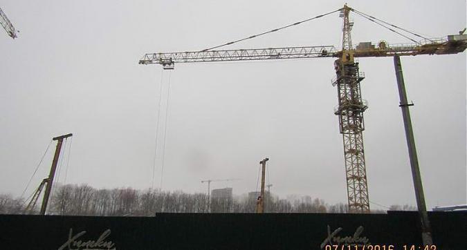 ЖК На Ленинском проспекте - вид на стройку со стороны Ленинского проспекта Квартирный контроль
