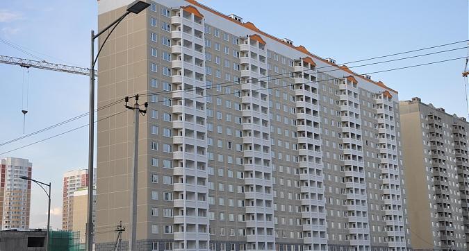 ЖК Первый Московский, 25-й корпус, вид с улицы Атласова Квартирный контроль