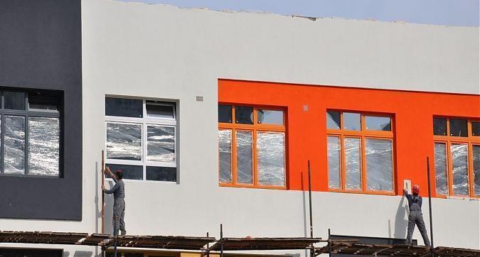 ЖК Красная горка, школа, ведутся фасадные работы, вид с проспекта Гагарина, фото 6 Квартирный контроль
