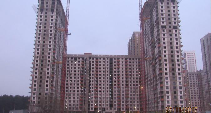 ЖК Оранж парк, 5-й корпус, вид с улицы Строителей, фото 1 Квартирный контроль