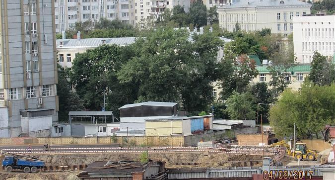 ЖК Серебряный фонтан, работы по обустройству котлована - вид с Новоалексеевской улицы, фото 5 Квартирный контроль