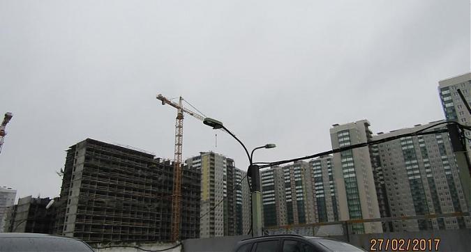 ЖК Изумрудные Холмы - вид на строительство 14 и 15 корпусов со стороны Волоколамского шоссе Квартирный контроль