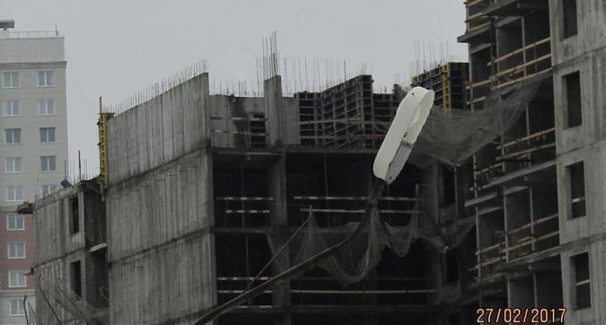 ЖК Изумрудные Холмы - вид на строительство 14 и 15 корпусов со стороны Волоколамского шоссе Квартирный контроль