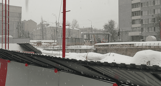 ЖК RED7, строительная площадка, вид с просп. Академика Сахарова, фото 7 Квартирный контроль