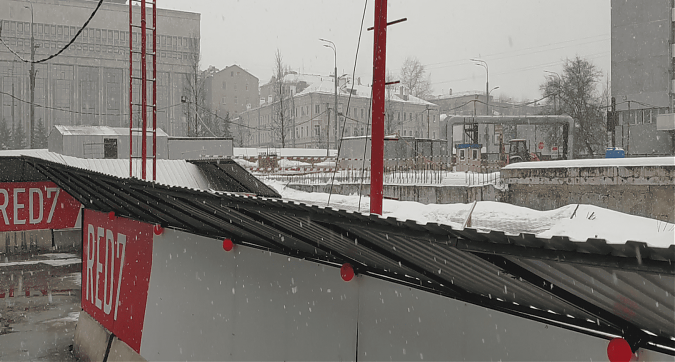 ЖК RED7, строительная площадка, вид с просп. Академика Сахарова, фото 8 Квартирный контроль