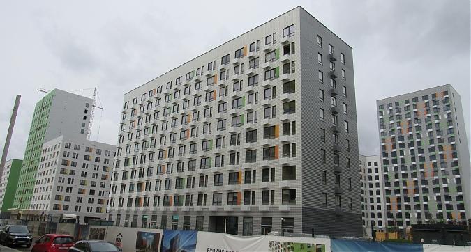 ЖК Бунинские Луга, общий вид на комплекс с ул. Александры Монаховой, фото - 11 Квартирный контроль