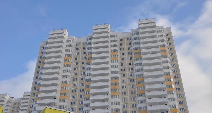 ЖК Красная горка, 27-й корпус, вид с проспекта Гагарина, фото 3 Квартирный контроль