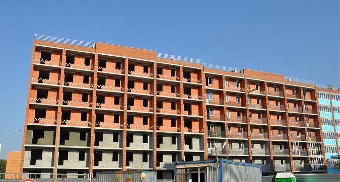 ЖК Томилино, 4-й корпус, ведутся фасадные работы, вид со строительной площадки Квартирный контроль