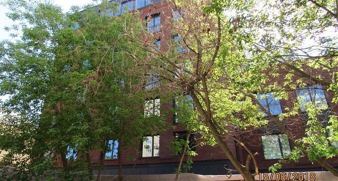 ЖК Большевик (Комплекс апартаментов Большевик - вид со стороны Скаковой улицы, фото 3 Квартирный контроль