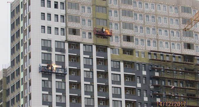 ЖК Город, фасадные работы - вид с улицы 800-летия Москвы на 3-й корпус, фото 2 Квартирный контроль