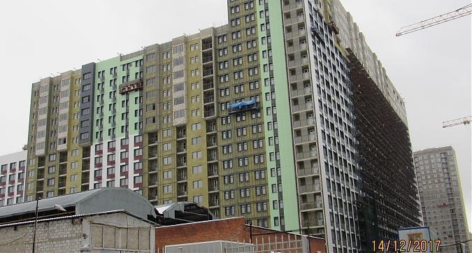 ЖК Город, фасадные работы - вид с улицы 800-летия Москвы на 3-й корпус, фото 5 Квартирный контроль