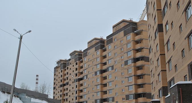 ЖК Майданово Парк - в жилом комплексе проводится работа по остеклению окон Квартирный контроль
